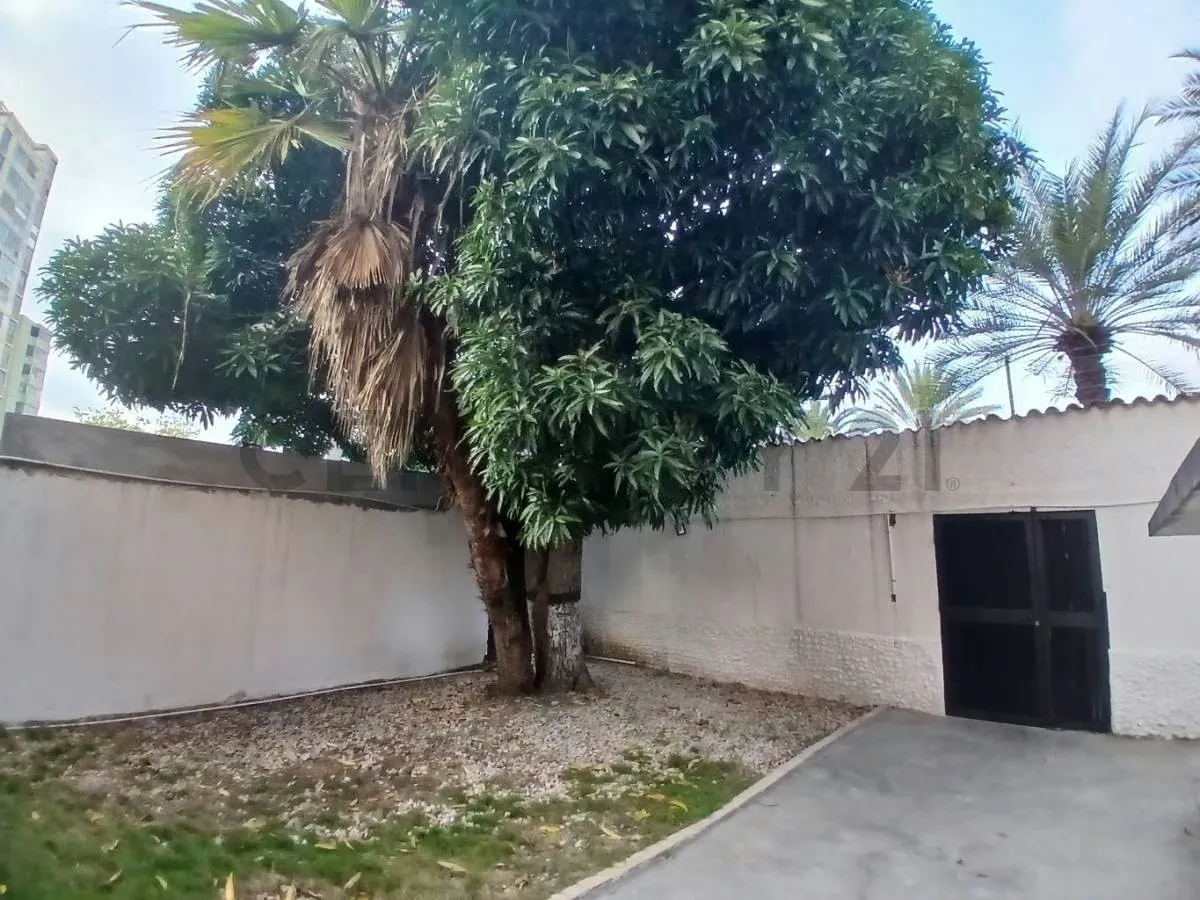 Propiedad Comercial-Residencial en Sabanamar-Porlamar sobre Terreno de 1.200 m². - 28