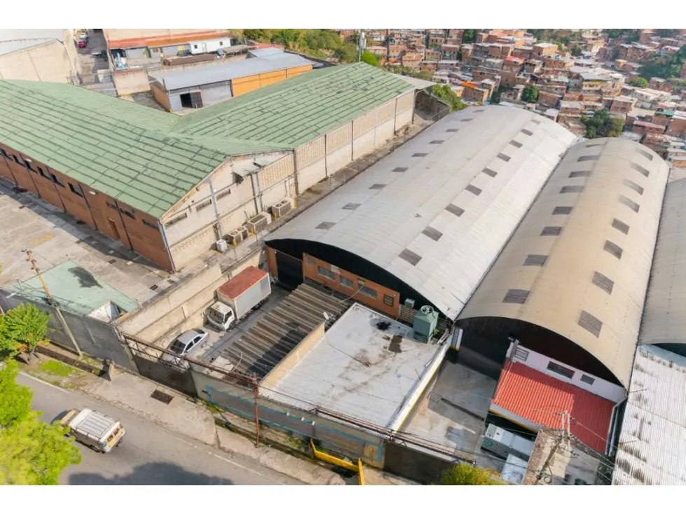 Vendo galpón industrial 1.363m2 Las Minas de Baruta 1301