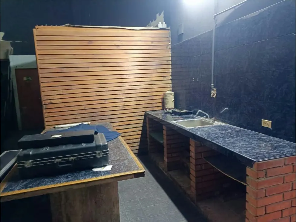 Local en venta 880m², Av Pricipal Del Llanito Petar - 9