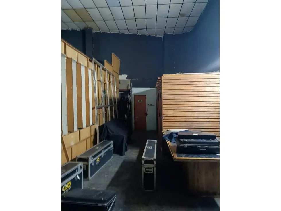 Local en venta 880m², Av Pricipal Del Llanito Petar - 10