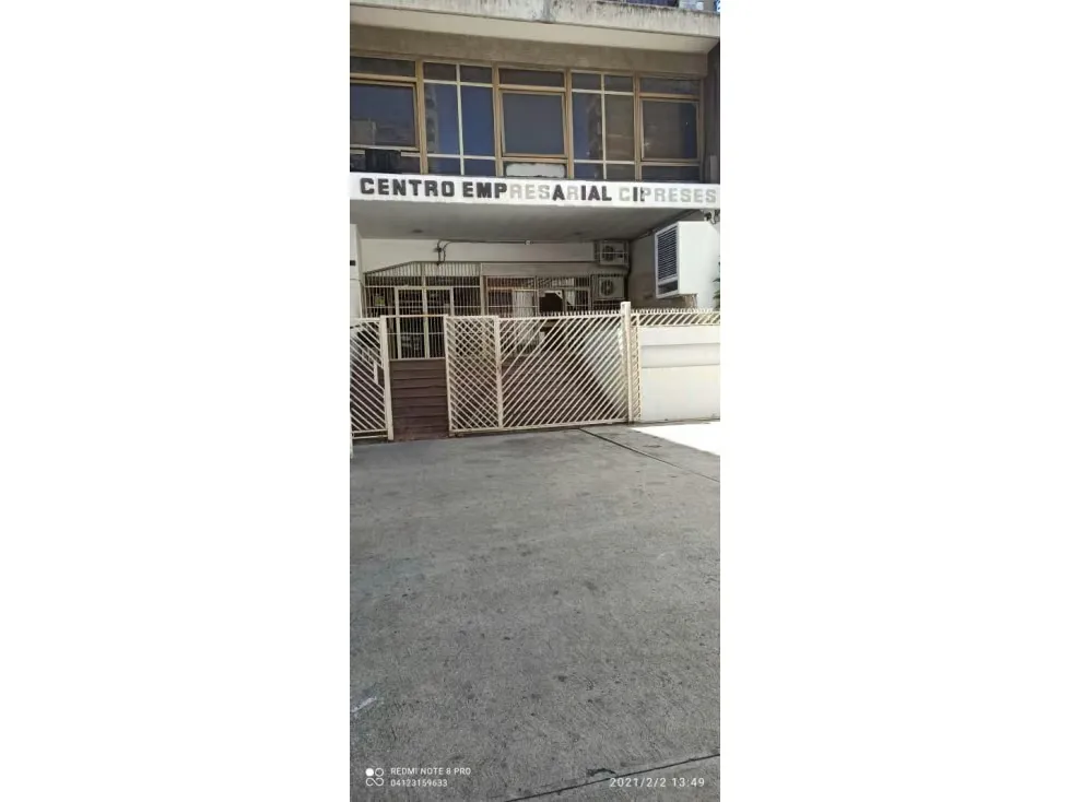 Alquiler de oficina en la Av Lecuna 1000$ planta baja. - 3