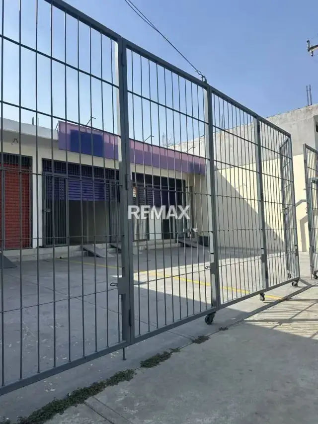 EN ALQUILER LOCAL A ESTRENAR EN GUACARA