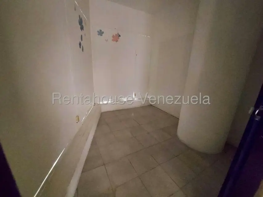 Local Comercial en Alquiler en Terrazas del Avila, Distrito Metropolitano - 11