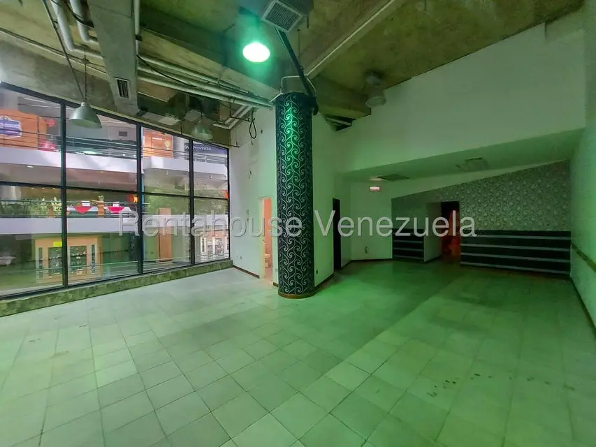 Local Comercial en Alquiler en Terrazas del Avila, Distrito Metropolitano - 2