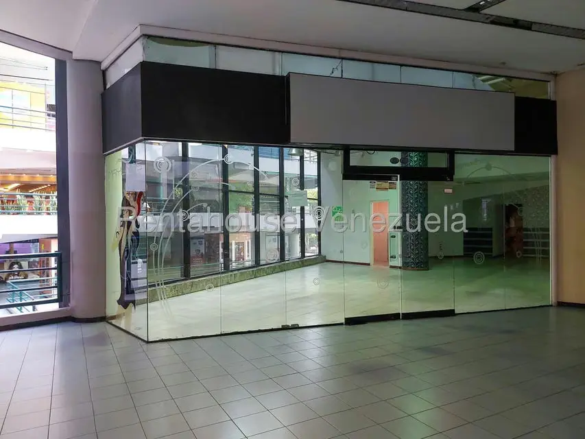 Local Comercial en Alquiler en Terrazas del Avila, Distrito Metropolitano - 9