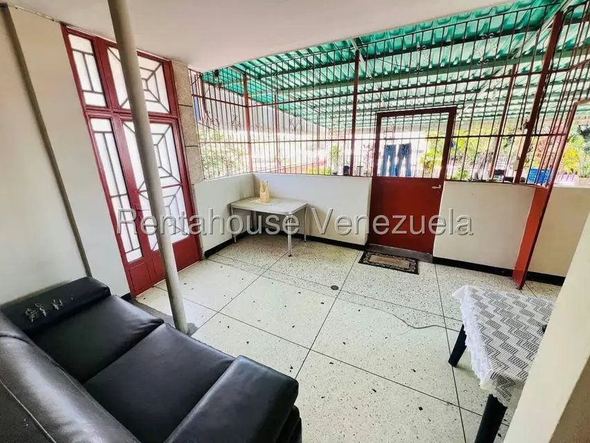 Comercial (Edificio) en Venta en Zona Centro, Aragua - 16