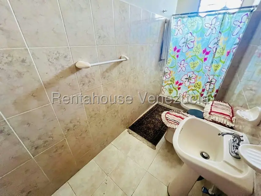 Comercial (Edificio) en Venta en Zona Centro, Aragua - 24