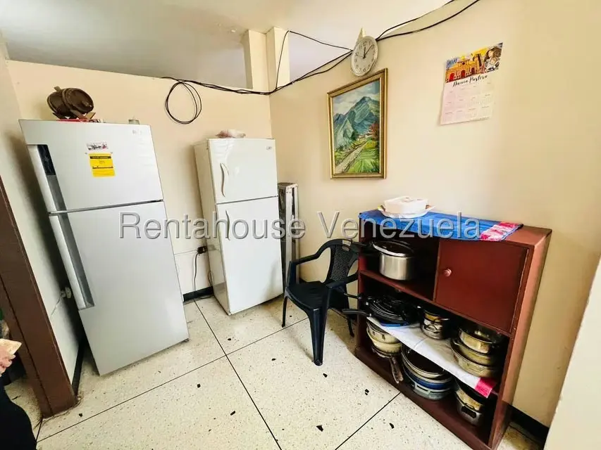Comercial (Edificio) en Venta en Zona Centro, Aragua - 35