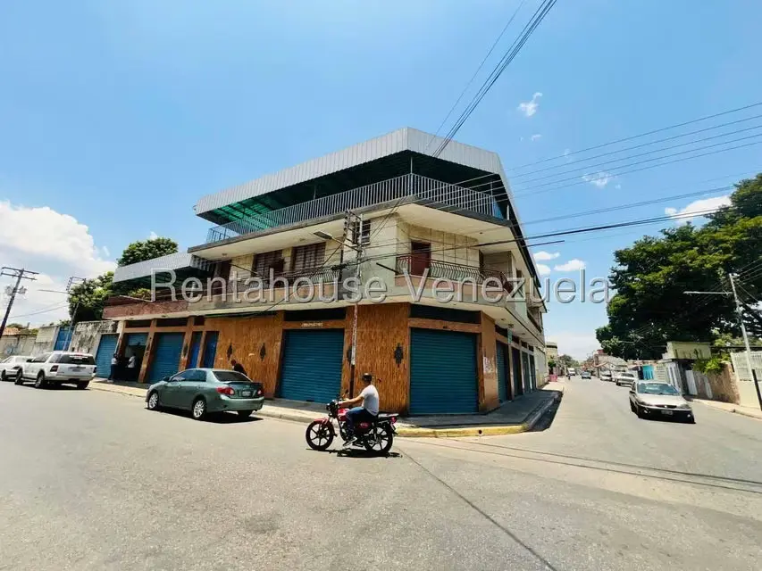 Comercial (Edificio) en Venta en Zona Centro, Aragua - 44