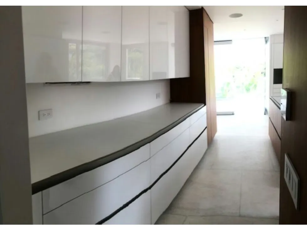 Se Vende Apto lujo-378m²-4H+5+4.5B+6P+1M-Pzo-Plt-CCerrada-Campo Alegre - 15