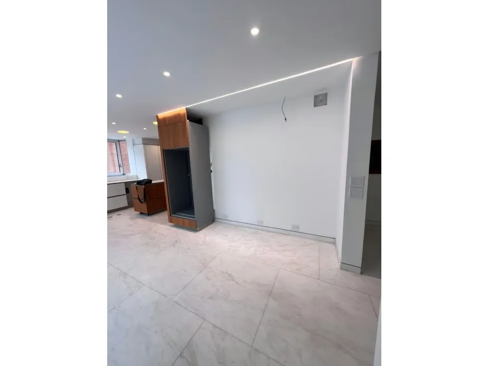 Se Vende Apto lujo-378m²-4H+5+4.5B+6P+1M-Pzo-Plt-CCerrada-Campo Alegre - 17