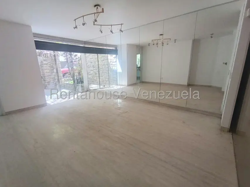 Casa (Multipes Niveles) en Venta en La Lagunita Country Club, Distrito Metropolitano - 19