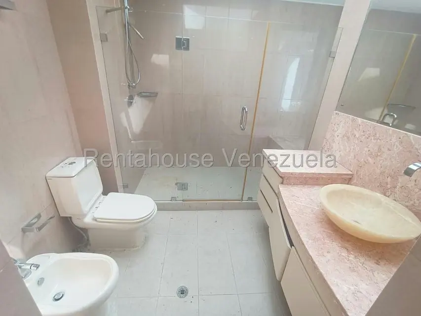 Casa (Multipes Niveles) en Venta en La Lagunita Country Club, Distrito Metropolitano - 62