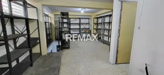Local Comercial en Alquiler en Quinta Crespo - 5