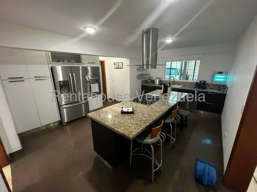 Casa (Duplex) en Venta en Oripoto, Distrito Metropolitano - 22