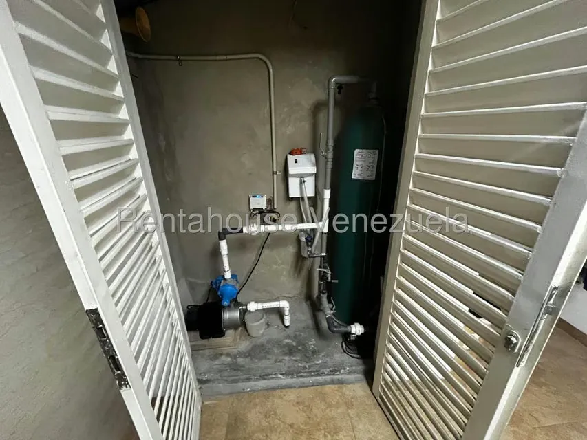Casa (Duplex) en Venta en Oripoto, Distrito Metropolitano - 27