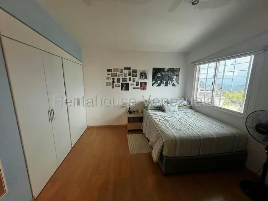 Casa (Duplex) en Venta en Oripoto, Distrito Metropolitano - 31