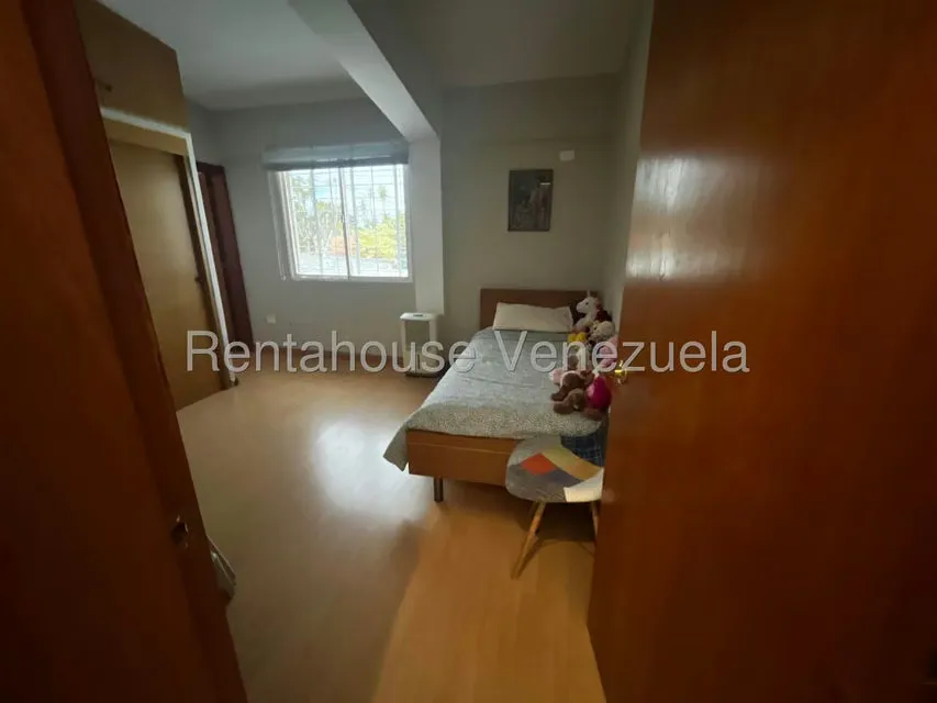 Casa (Duplex) en Venta en Oripoto, Distrito Metropolitano - 41