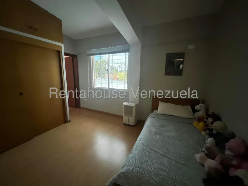 Casa (Duplex) en Venta en Oripoto, Distrito Metropolitano - 42