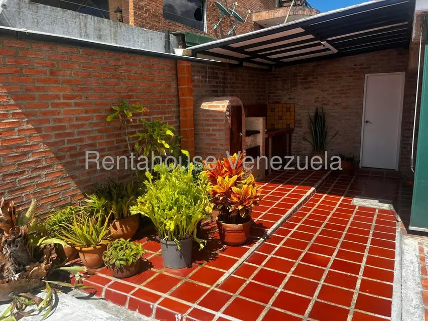 Casa (Duplex) en Venta en Oripoto, Distrito Metropolitano - 54