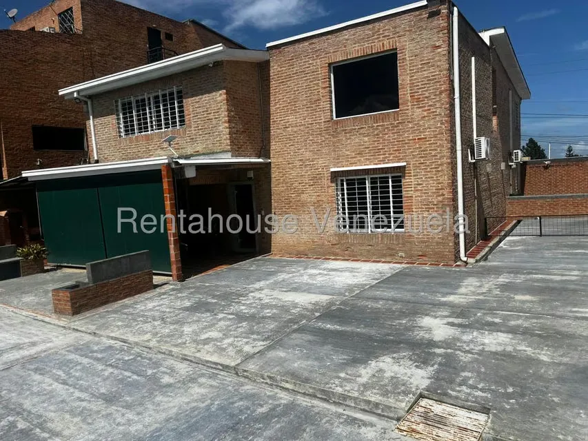 Casa (Duplex) en Venta en Oripoto, Distrito Metropolitano - 61