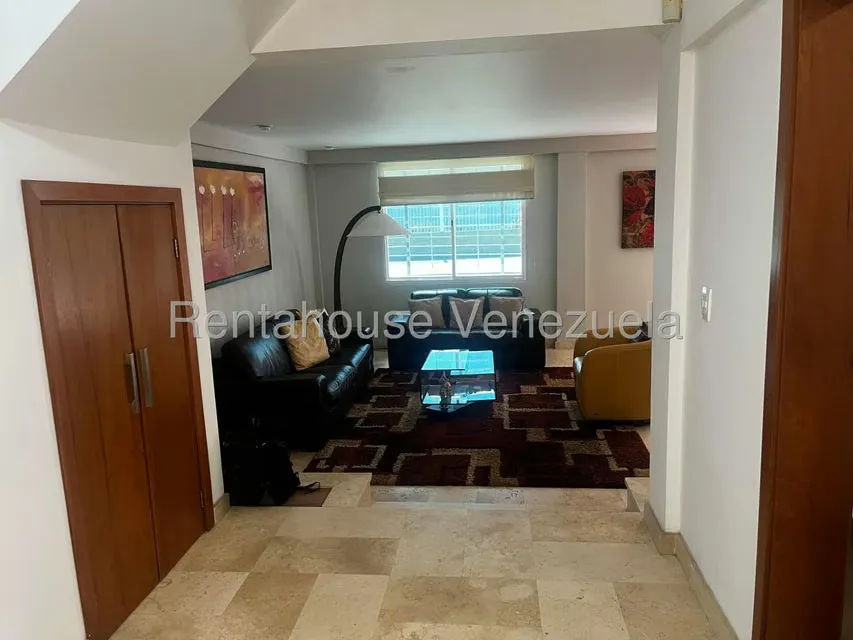 Casa (Duplex) en Venta en Oripoto, Distrito Metropolitano - 9
