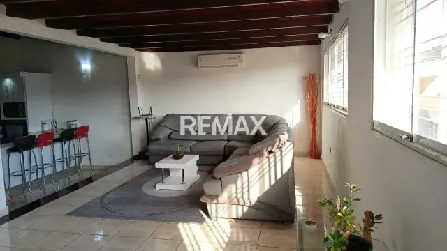 Apto. ampliado en Venta Urbanizacion La Orquidea La Morita 1 - 3