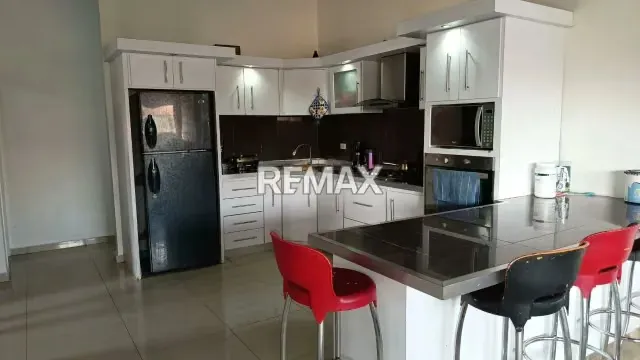 Apto. ampliado en Venta Urbanizacion La Orquidea La Morita 1 - 4