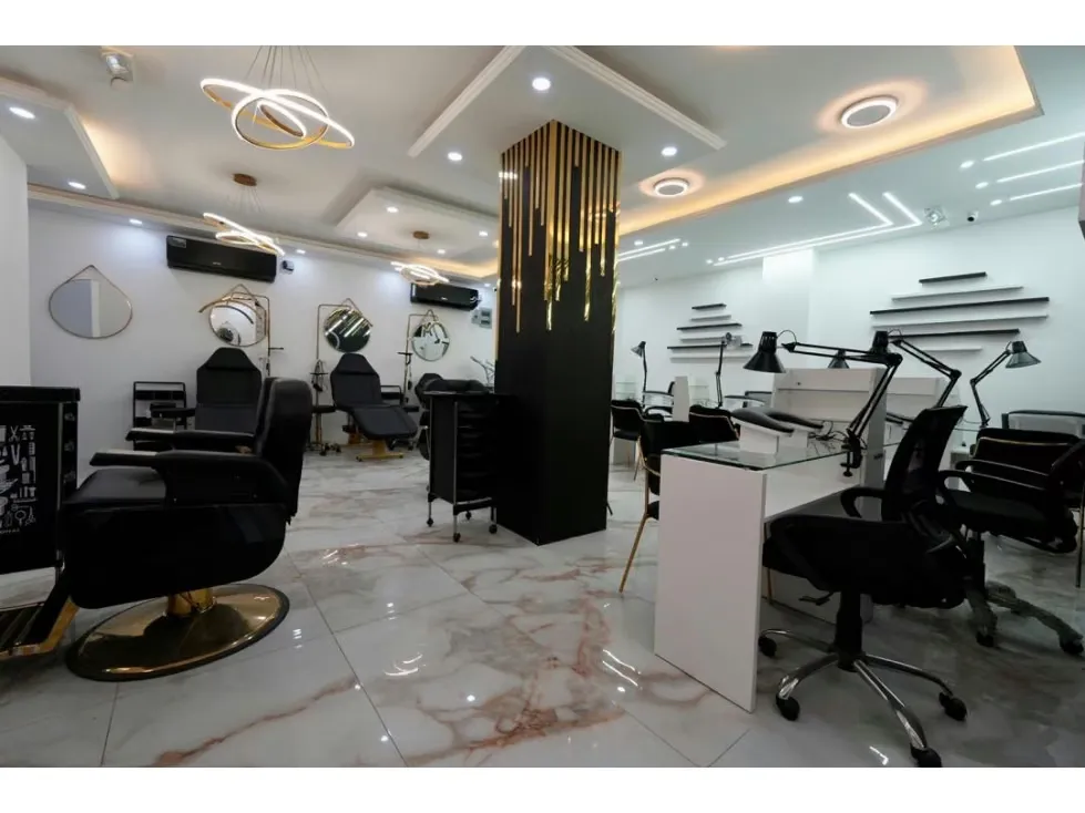 Venta Local Comecial En el Silencio. Av Baralt 200m2. 280000$Neg. - 23