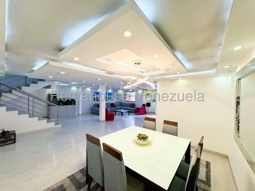 Casa (Multipes Niveles) en Venta en El Cafetal, Distrito Metropolitano - 12