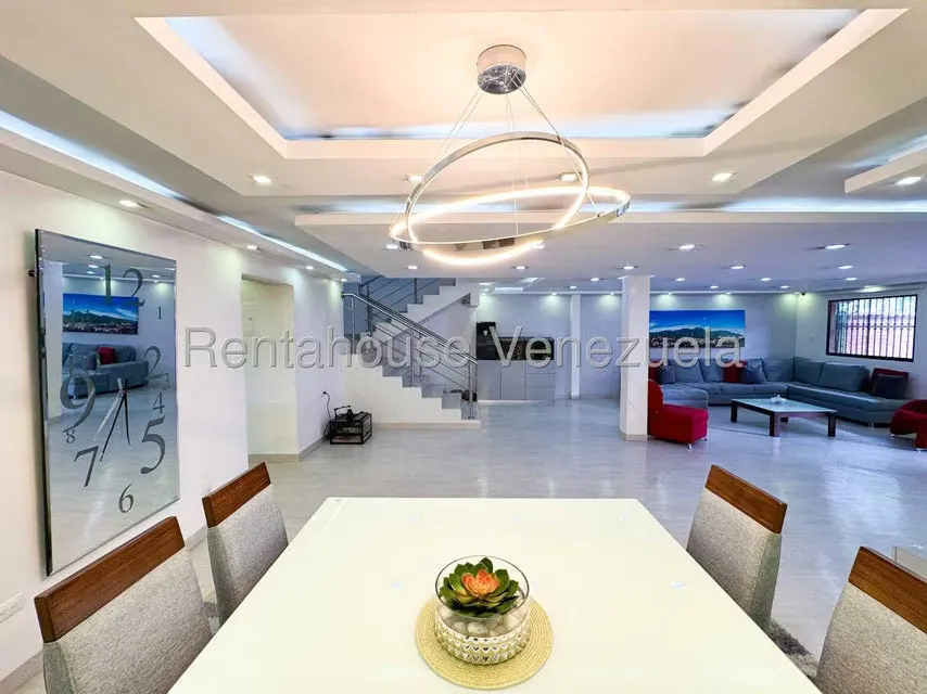 Casa (Multipes Niveles) en Venta en El Cafetal, Distrito Metropolitano - 13
