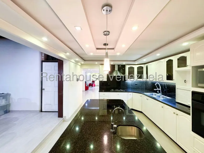 Casa (Multipes Niveles) en Venta en El Cafetal, Distrito Metropolitano - 18