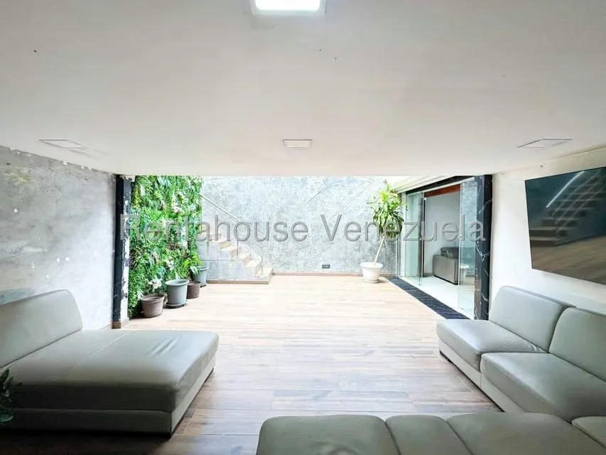 Casa (Multipes Niveles) en Venta en El Cafetal, Distrito Metropolitano - 32