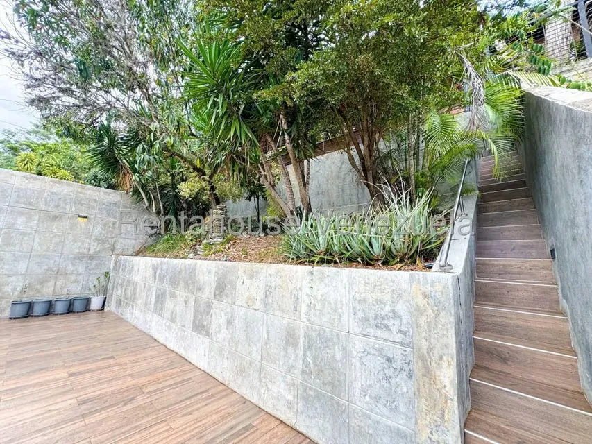 Casa (Multipes Niveles) en Venta en El Cafetal, Distrito Metropolitano - 43