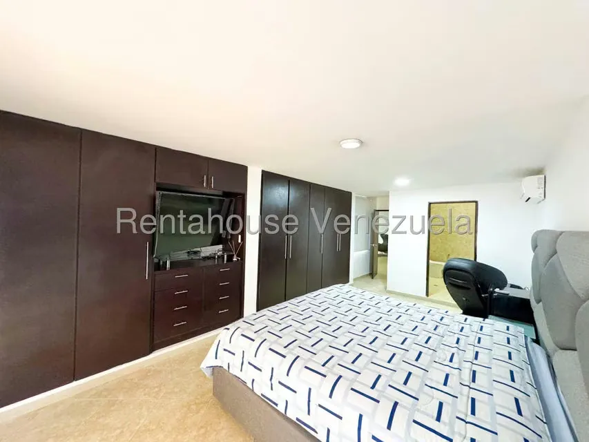 Casa (Multipes Niveles) en Venta en El Cafetal, Distrito Metropolitano - 53