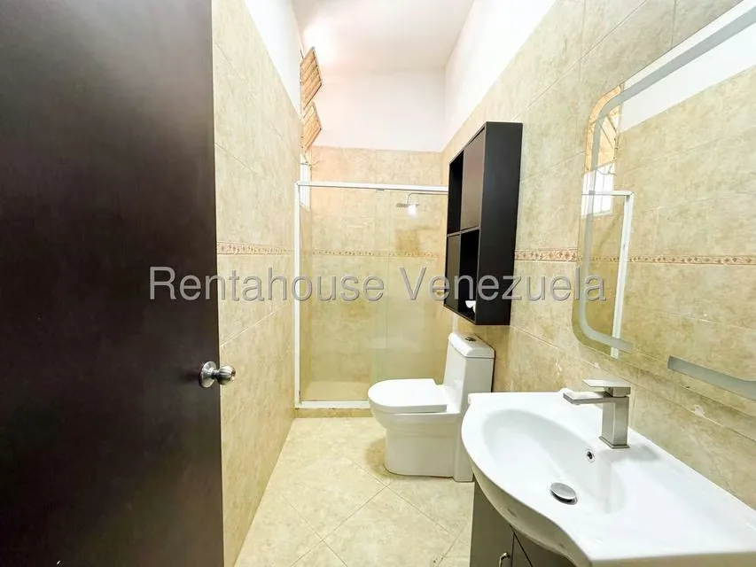 Casa (Multipes Niveles) en Venta en El Cafetal, Distrito Metropolitano - 62