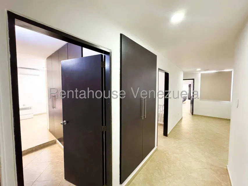 Casa (Multipes Niveles) en Venta en El Cafetal, Distrito Metropolitano - 64