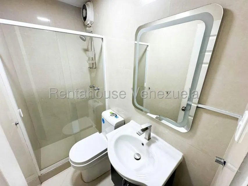 Casa (Multipes Niveles) en Venta en El Cafetal, Distrito Metropolitano - 71