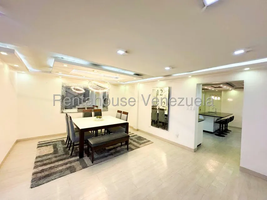 Casa (Multipes Niveles) en Venta en El Cafetal, Distrito Metropolitano - 9