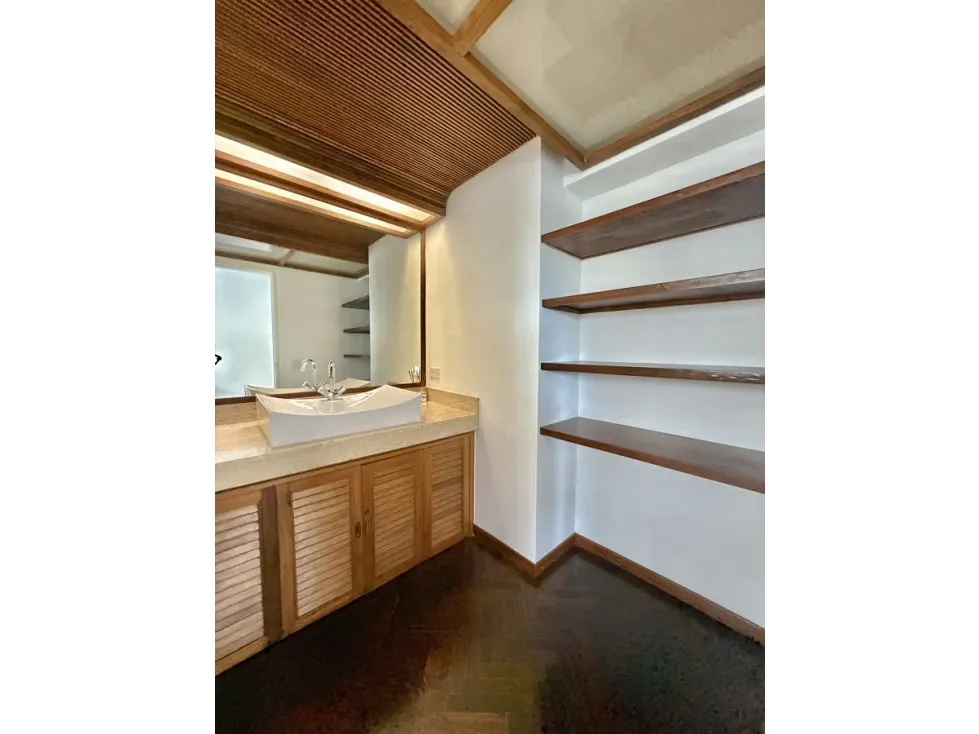 Se alquila apto 275 m2 3h+s/3.5b+s/3p Colinas de Valle Arriba - 21