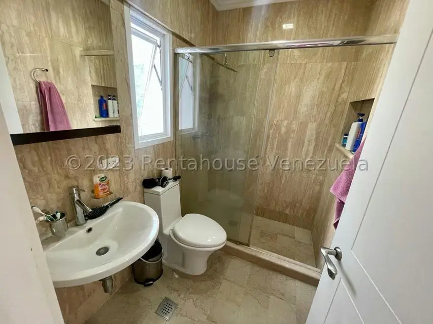 Casa (Multipes Niveles) en Venta en La Lagunita Country Club, Distrito Metropolitano - 58