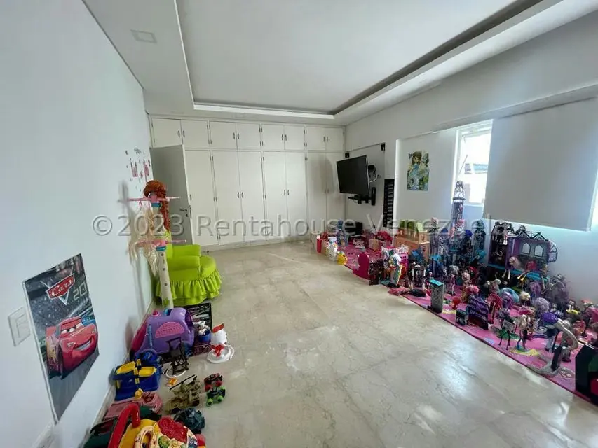 Casa (Multipes Niveles) en Venta en La Lagunita Country Club, Distrito Metropolitano - 60