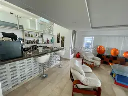 Vista 66