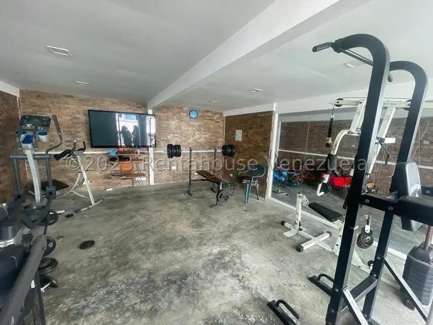 Casa (Multipes Niveles) en Venta en La Lagunita Country Club, Distrito Metropolitano - 70