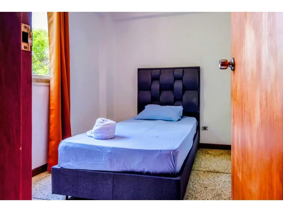 Se vende Edificio 1965m² Colinas de Bello Monte - 18