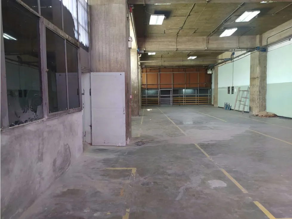 AMPLIO LOCAL EN ALQUILER EN BOLEÍTA SUR 1.177m2 - 16