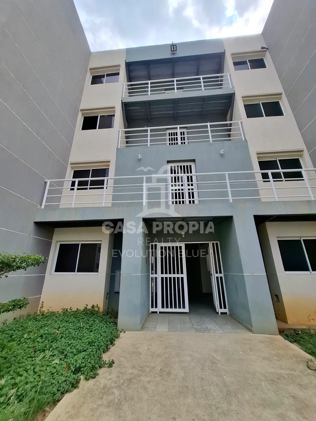 Apartamento en Venta Urb. Ciudadela de La Faria en Conjunto Residencial Terrazas de Ciudadela