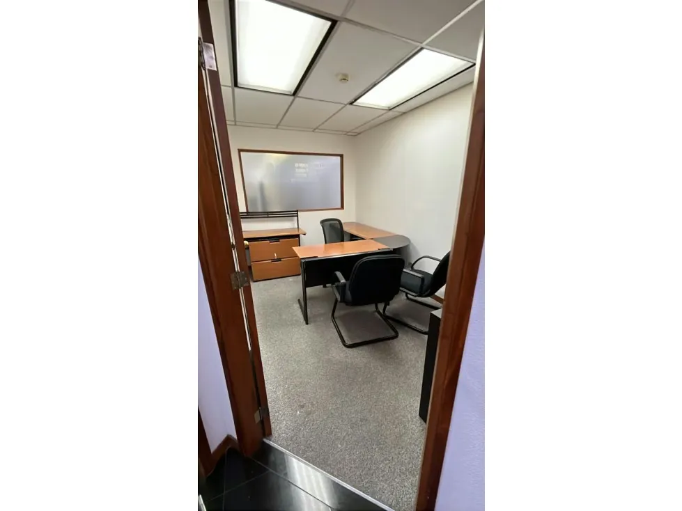 ALQUILER OFICINA EN LOS CORTIJOS 1212 M2 326561 - 22