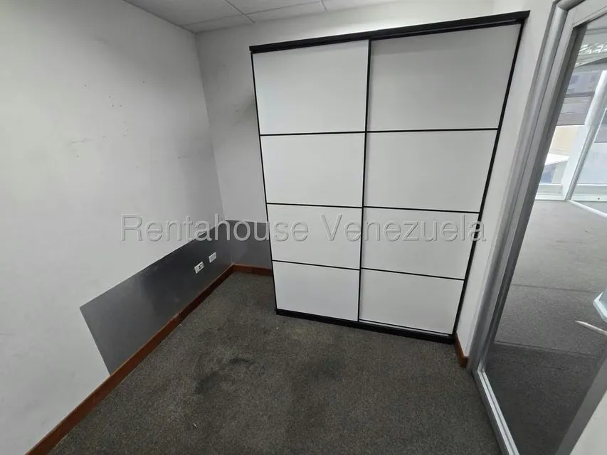 Oficina en Venta en El Recreo, Distrito Metropolitano - 8