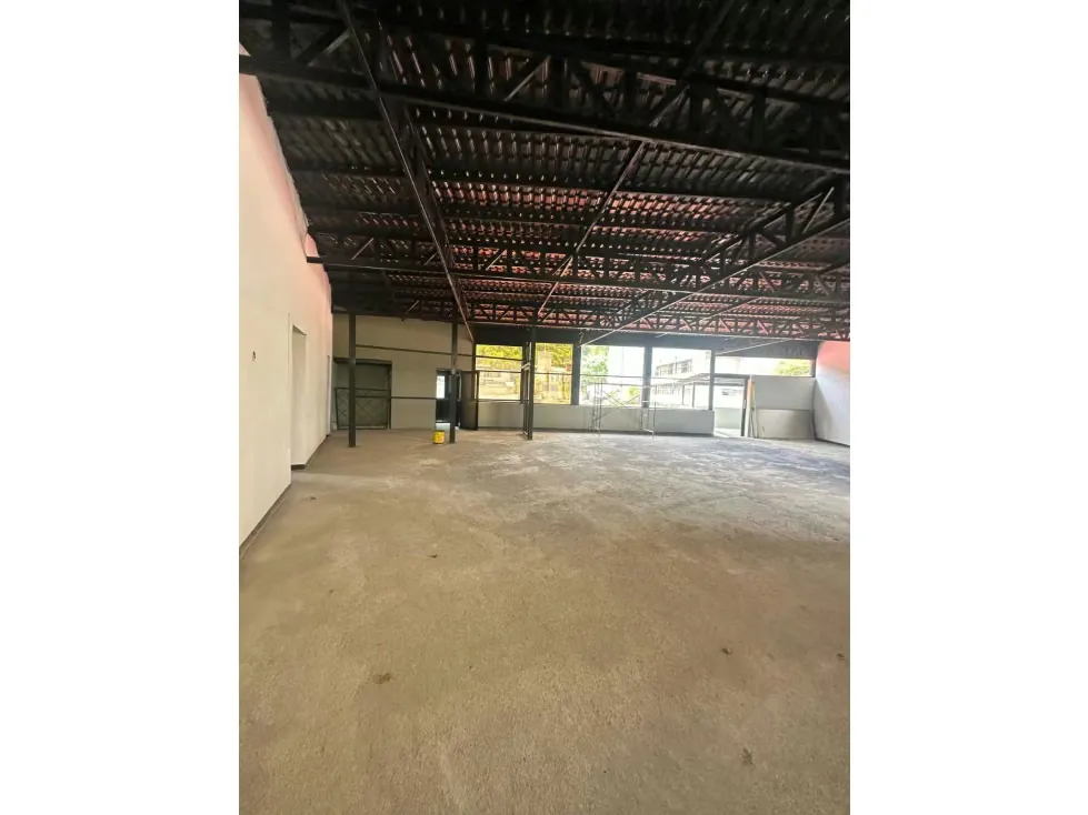 Casa en venta 1588m², San Román - 15